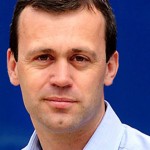 John Browett da CEO a semplice commesso