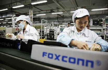 Foxconn: aumentato lo stipendio degli operai fino al 25%