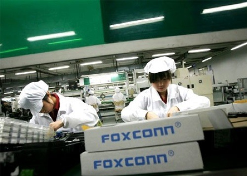 Apple intenzionata a diminuire il monte ore settimanale dei lavoratori alla Foxconn