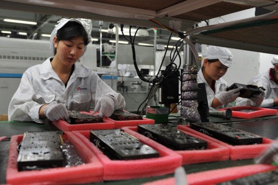 Il miglioramento delle condizioni dei lavoratori di Foxconn causerà una diminuzione nella produzione di iPad