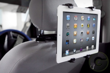 Supporto da auto universale per iPad al prezzo di 19,90€