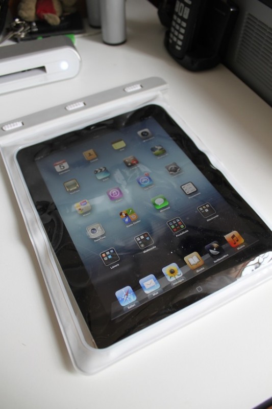Da Puro arriva la custodia impermeabile per usare l’iPad anche in acqua – Recensione iPadItalia