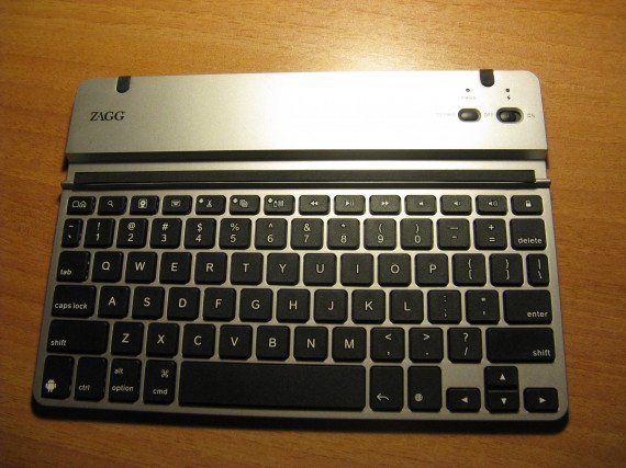 ZAGGkeys Solo, una tastiera bluetooth per iPad – La recensione di iPadItalia