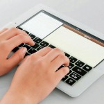In Giappone vendono la tastiera in silicone che si applica all’iPad
