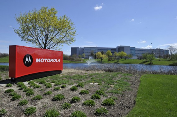 Domani avrà inizio il blocco sull’importazione di 18 smartphone e tablet di Motorola negli Stati Uniti