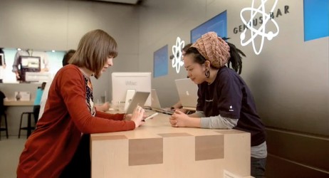 Apple: 50.000 visite al giorno ai Genius Bar attraverso 375 punti vendita
