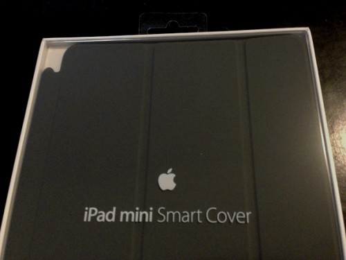 Scopriamo la Smart Cover per iPad mini: i cardini in metallo sono ora coperti per evitare graffi al dispositivo