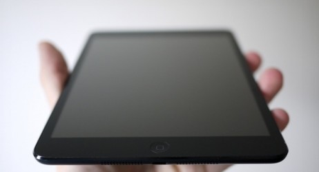 Rubati iPad mini per un valore di 1,5 milioni di dollari all’aeroporto JFK di New York
