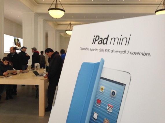 iPad mini e file pressoché inesistenti dinanzi agli Apple Store: alcune ipotesi che giustificano il fenomeno