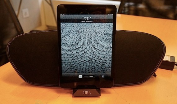 JBL Venue LG: lo speaker con dock Lightning per iPad mini e iPad di quarta generazione