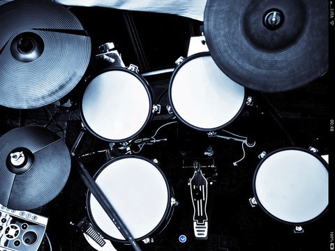Real Drums Super Stars: batteria musicale per iOS con velleità professionali