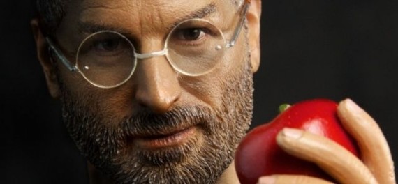 Legend Toys ricorda Steve Jobs con un’incredibile action figure