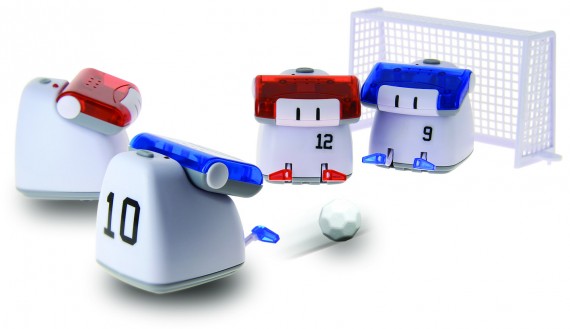 Kick Bee, il robot giocattolo che controlli con l’iPad