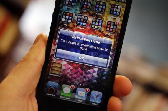 Autenticazione a due-step: Apple dovrebbe migliorare la protezione dei backup su iCloud
