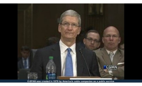 Tim Cook difende Apple dalle accuse di evasione fiscale davanti ad una sottocommissione del Senato