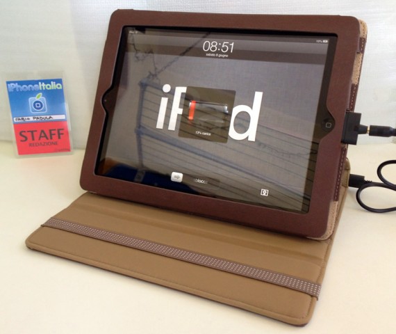 Power Tablet Sleeve Star di A-solar: custodia con batteria da 6600 mAh – La recensione di iPadItalia