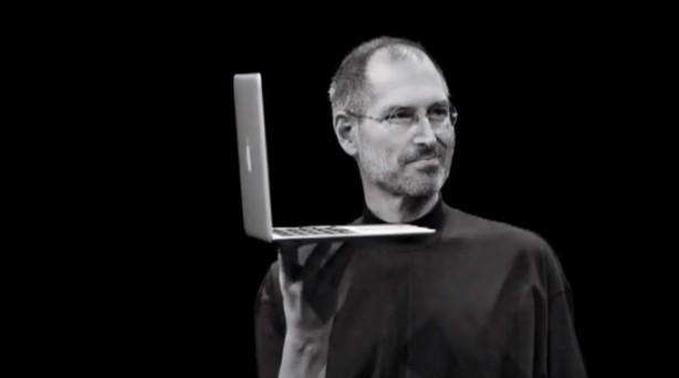 Tim Cook invia una lettera ai dipendenti per ricordare i due anni dalla morte di Steve Jobs