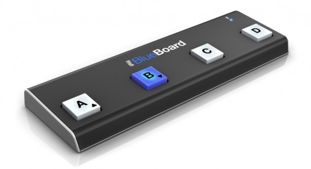 La pedaliera MIDI per iPad iRig BlueBoard arriva in Italia