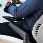 Steelcase Gesture: la prima sedia progettata per favorire l’interazione con le tecnologie