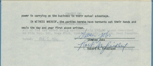La firma di Steve Jobs in un documento all’asta