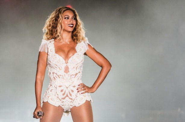 Il nuovo visual album di Beyonce manda iTunes in crash
