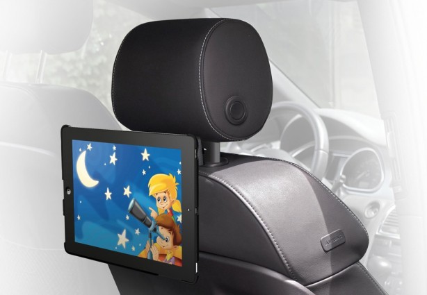 Car Cinema, il supporto da auto per iPad