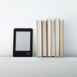 eBook: cala l’IVA ma i prezzi rimangono invariati, la protesta di Altroconsumo