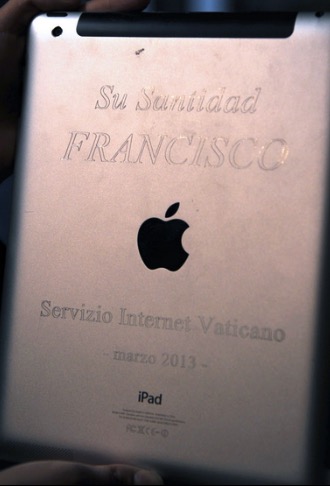 L’iPad usato dal Papa è stato venduto per 30.000$