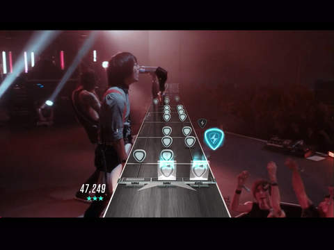 Guitar Hero Live arriva su iPad e iPhone