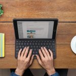 Silm Folio: la custodia-tastiera di Logitech per il nuovo iPad con quattro anni di autonomia