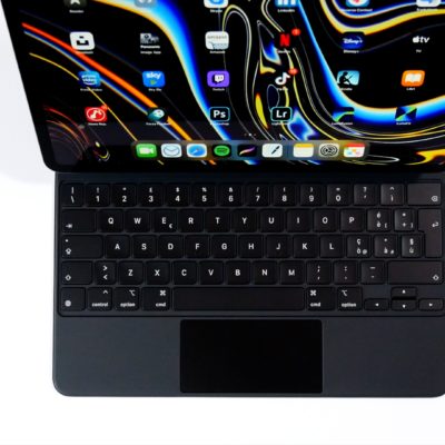 Apple lavora su future tastiere per iPad con “touch-strip” e tasti multifunzione