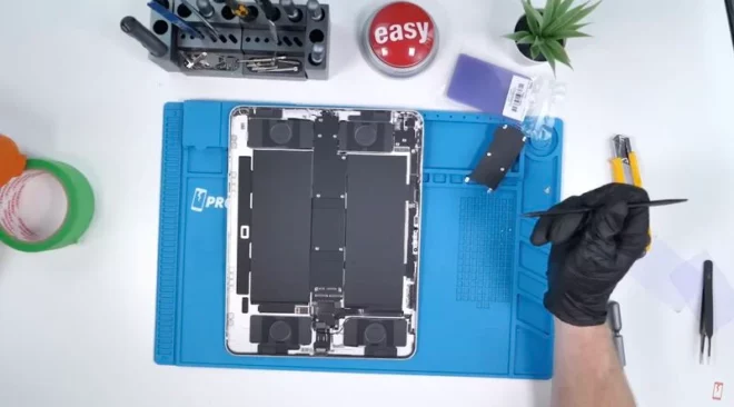 Il teardown del nuovo iPad Pro rivela modifiche al design interno